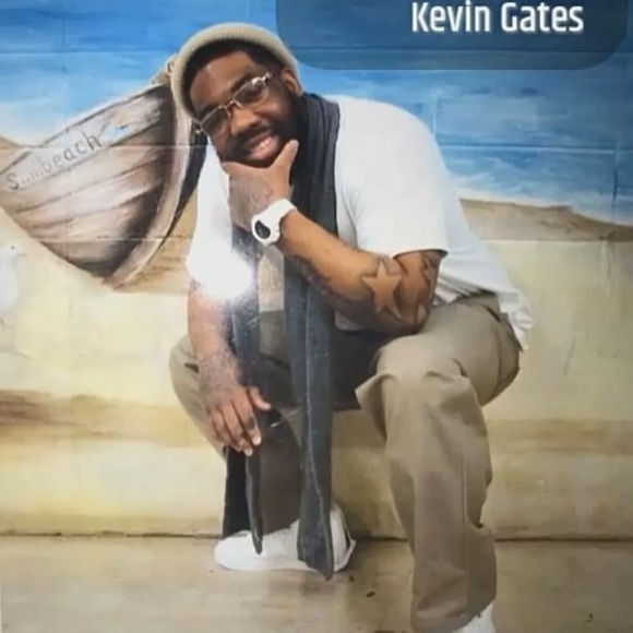 Meet your Posher, Webb - Picture 1 of 1